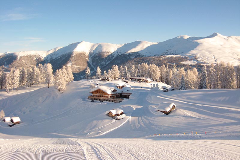 Prati di Croda Rossa in inverno